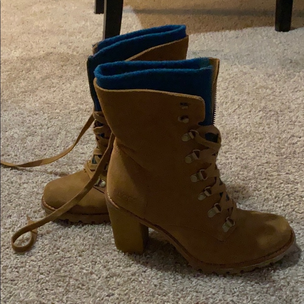 UGG AUSTRALIA: CHESTNUT LACE UP FABRICE BOOTS